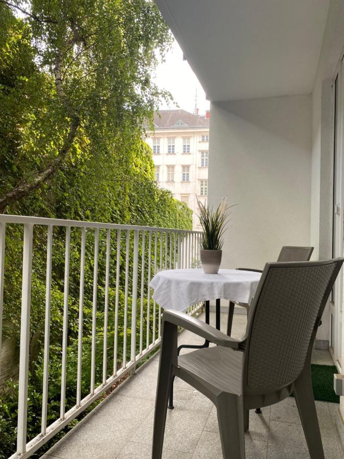 Monterey Apartment Відень Екстер'єр фото